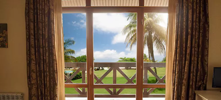 Residential Garden Window Enclosure Repair in Sunny Isles Beach, FL